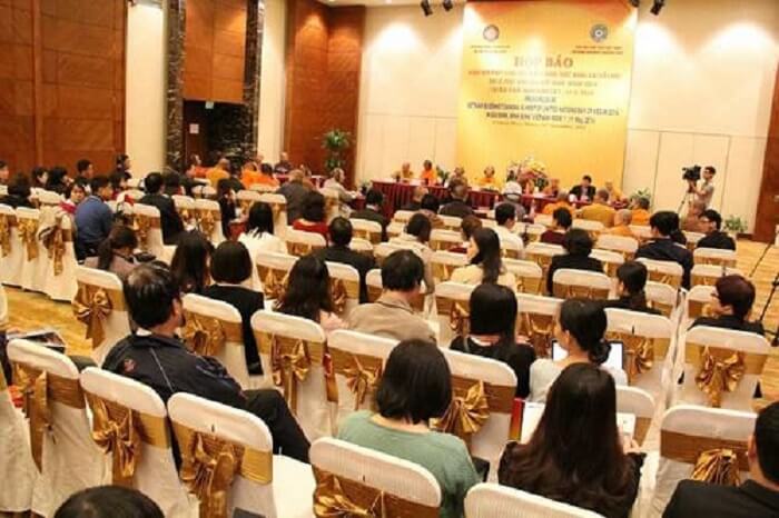 Lên kế hoạch và tổ chức các sự kiện họp báo là một trong những công việc của PR